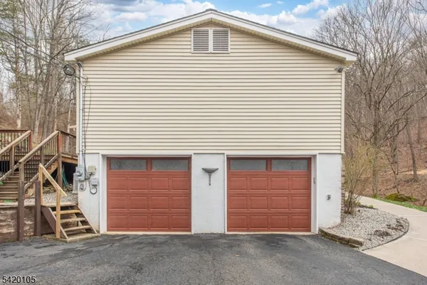 $469,000 | 4 Rocky Way, Newton, NJ 07860