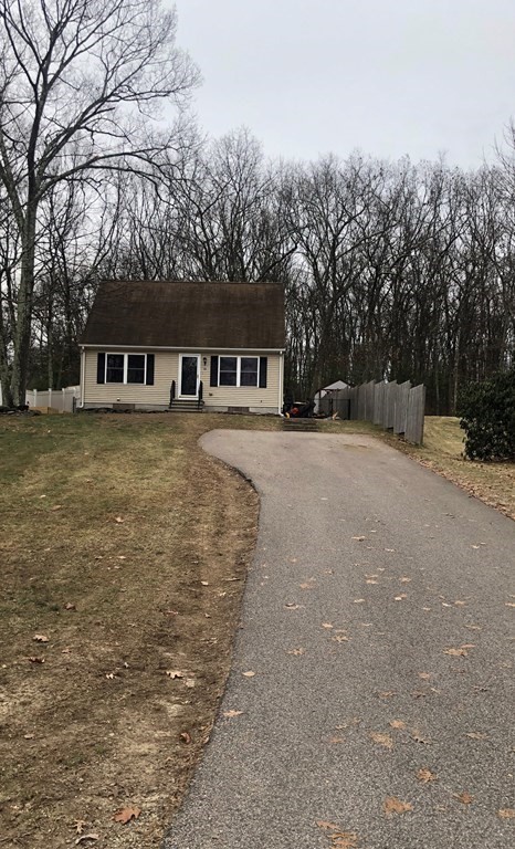 64 Indian Run Road, Unit B Bellingham, MA 02019 - Photo 2 of 10