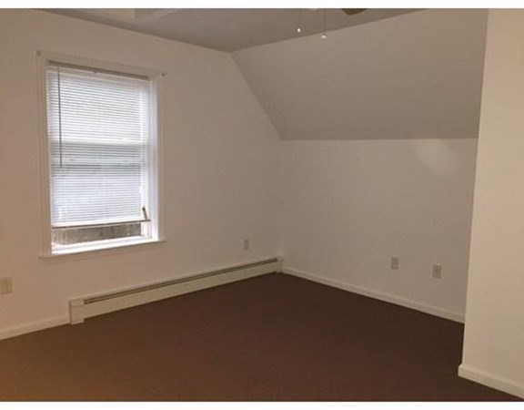 64 Indian Run Road, Unit B Bellingham, MA 02019 - Photo 8 of 10