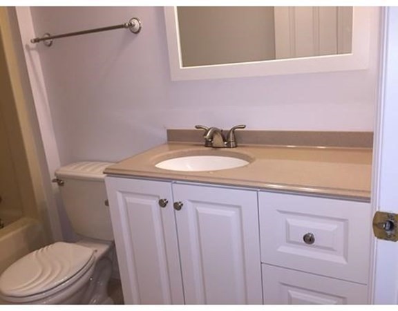 64 Indian Run Road, Unit B Bellingham, MA 02019 - Photo 9 of 10
