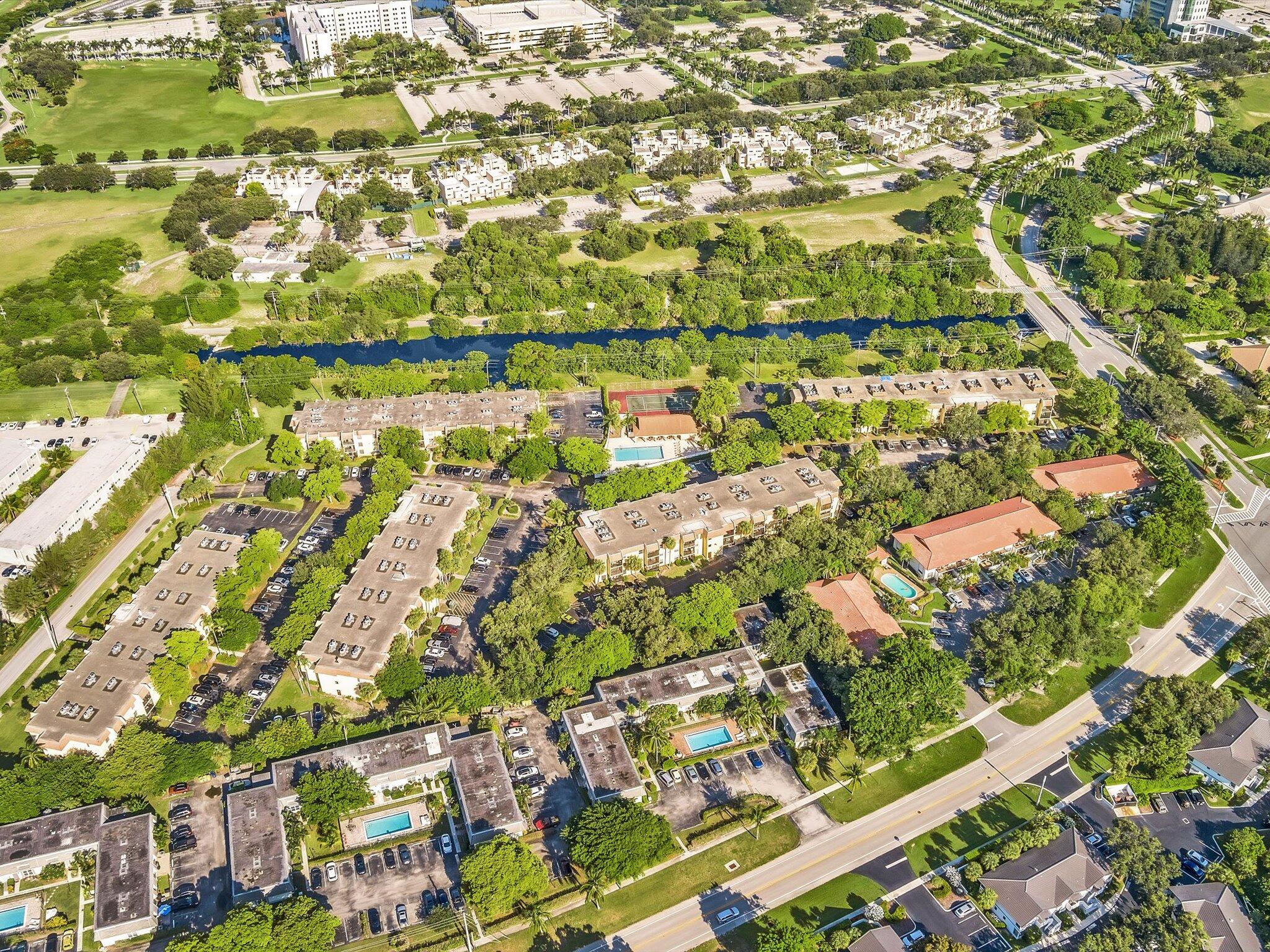 470 Northwest 20th Street, Unit 3020 Boca Raton, FL 33431 - Photo 39 of 43 Community Aerial