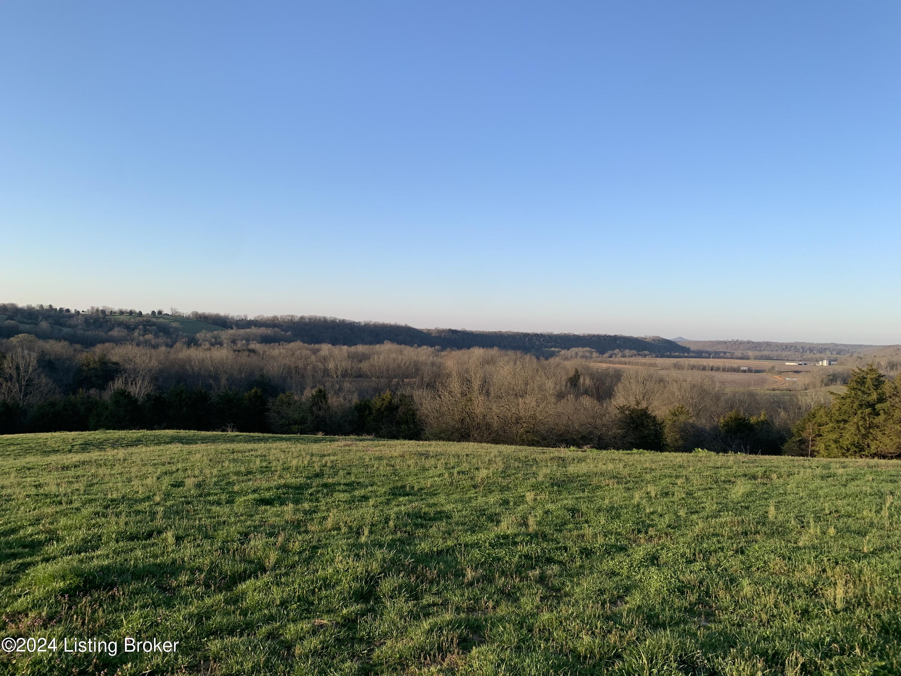 8 Tucker Lane Springfield, KY 40069 - Photo 9 of 19 IMG_1641