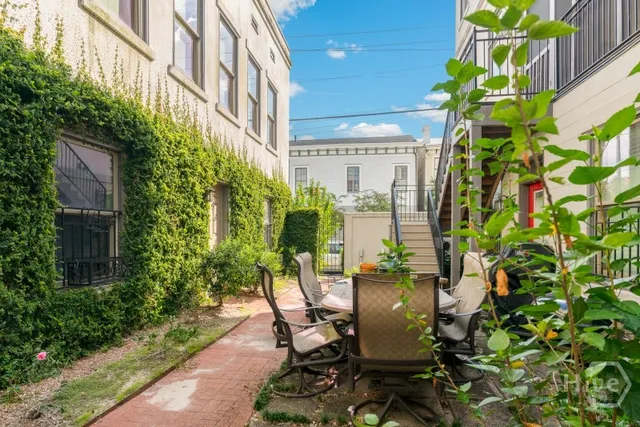 $2,450 | 430 East Oglethorpe Avenue, Savannah, GA 31401