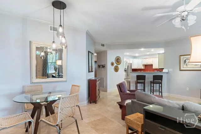 $2,450 | 430 East Oglethorpe Avenue, Savannah, GA 31401