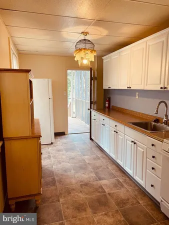 $2,300 | 249 5th Avenue, Roebling, NJ 08554