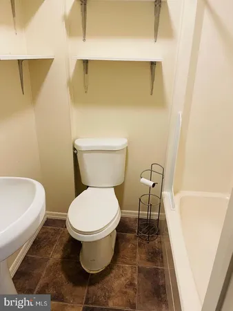 $2,300 | 249 5th Avenue, Roebling, NJ 08554