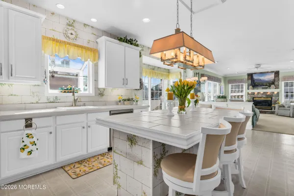$1,999,900 | 154 Bay Avenue, Mantoloking, NJ 08738