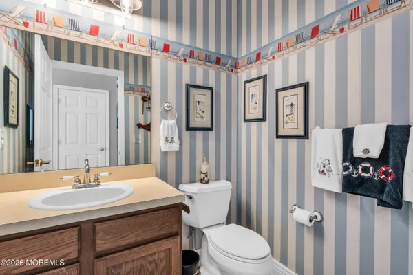 $1,999,900 | 154 Bay Avenue, Mantoloking, NJ 08738