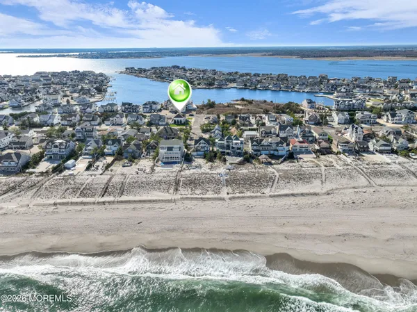 $1,999,900 | 154 Bay Avenue, Mantoloking, NJ 08738