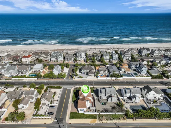 $1,999,900 | 154 Bay Avenue, Mantoloking, NJ 08738