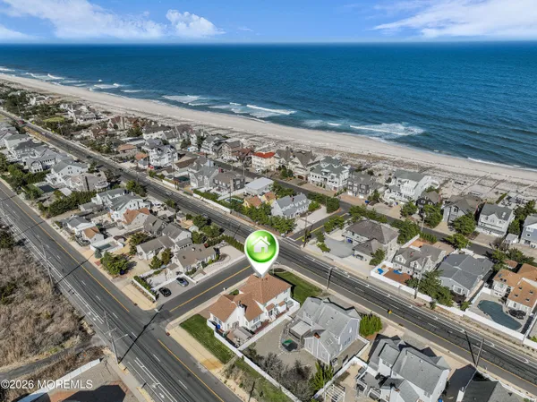 $1,999,900 | 154 Bay Avenue, Mantoloking, NJ 08738