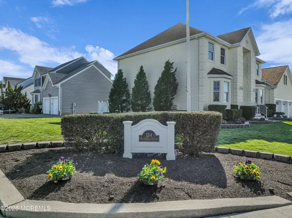 $1,999,900 | 154 Bay Avenue, Mantoloking, NJ 08738