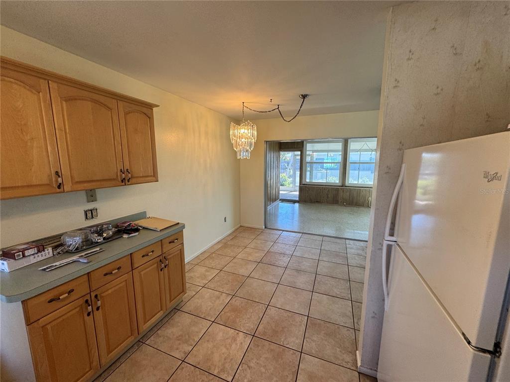 264 Glen Oak Road Venice, FL 34293 - Photo 5 of 16