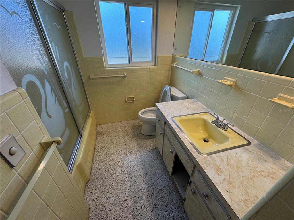 264 Glen Oak Road Venice, FL 34293 - Photo 10 of 16