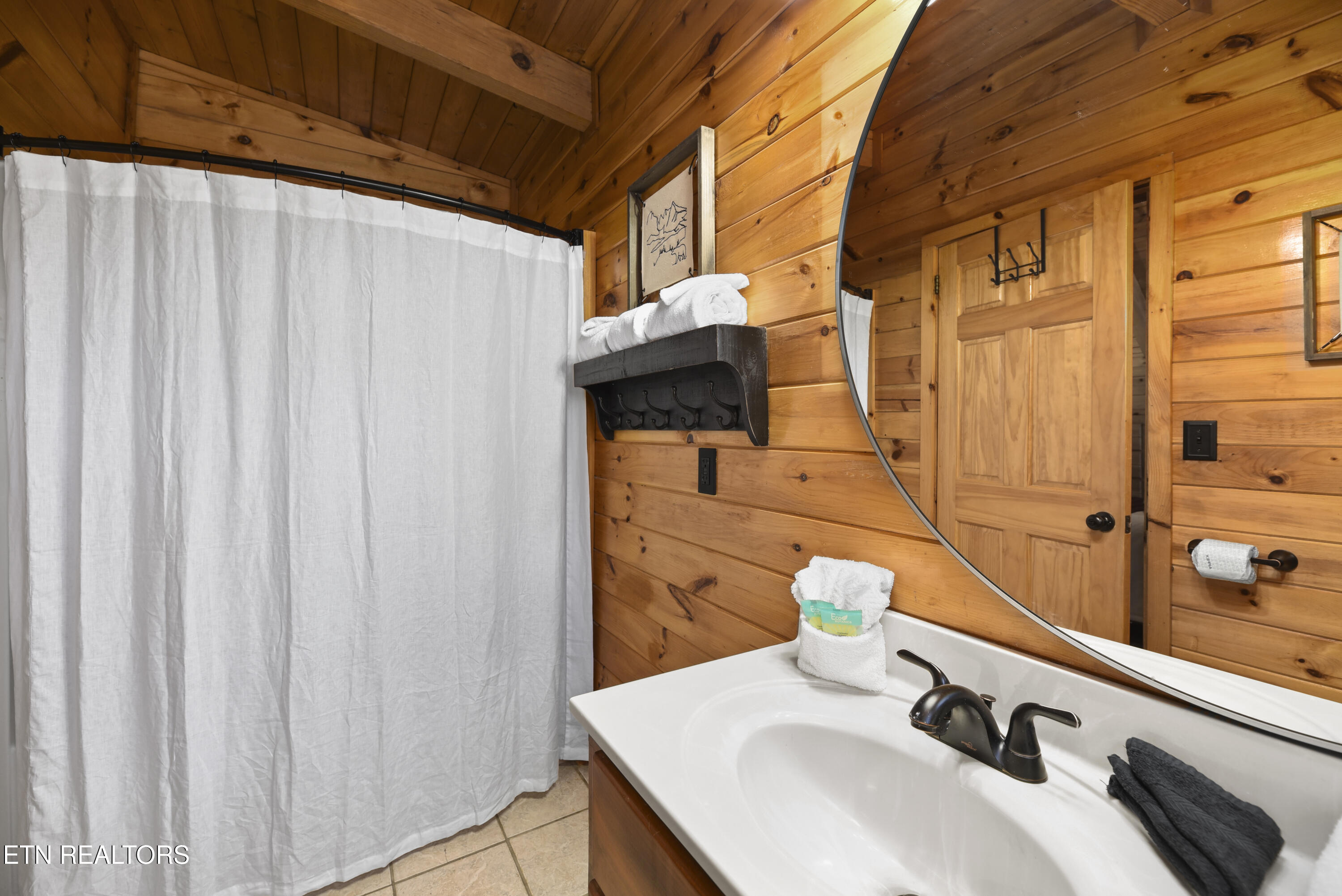 3444 Manis Road Sevierville, TN 37862 - Photo 30 of 46 5 (1)