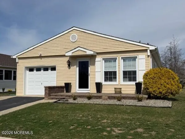 $2,300 | 16 Banning Court, Toms River, NJ 08757