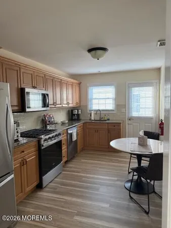 $2,300 | 16 Banning Court, Toms River, NJ 08757