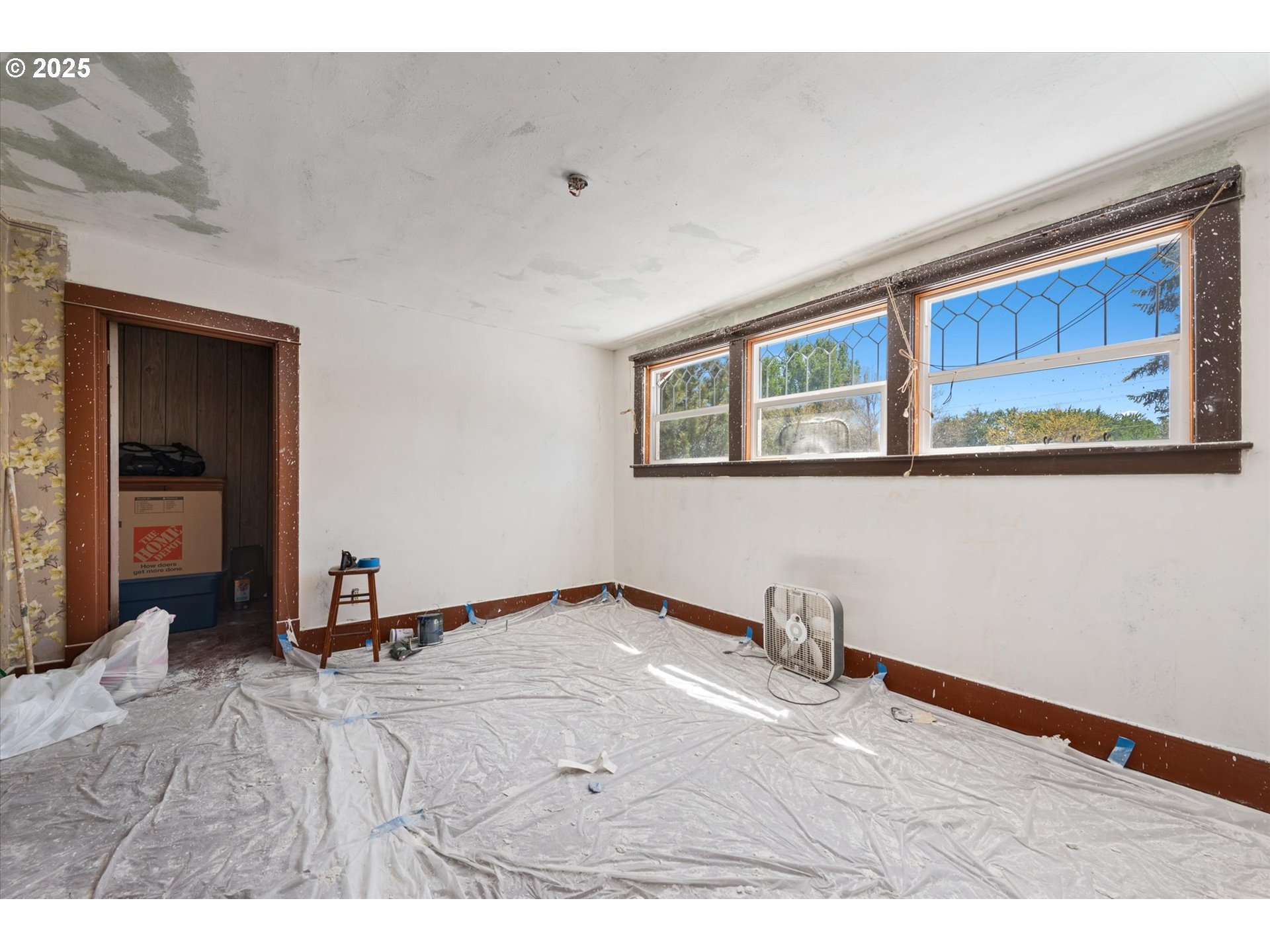 37867 Highway 414 Halfway Or 97834 Halfway, OR 97834 - Photo 26 of 48 a view of a room with gym equipment