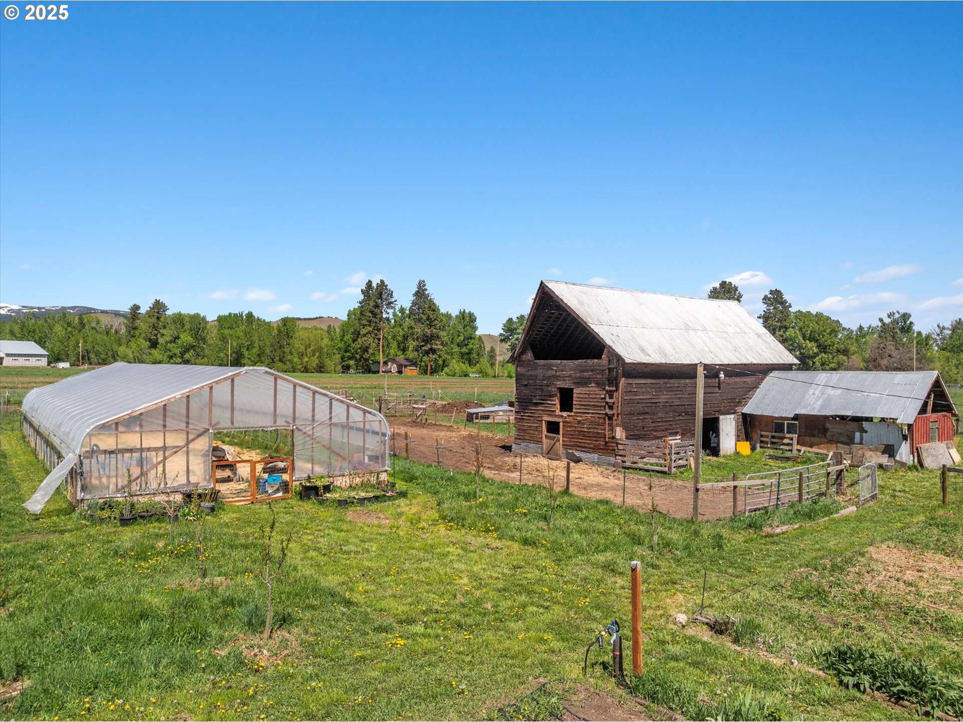 37867 Highway 414 Halfway Or 97834 Halfway, OR 97834 - Photo 37 of 48 a view of a house with a yard porch and sitting area