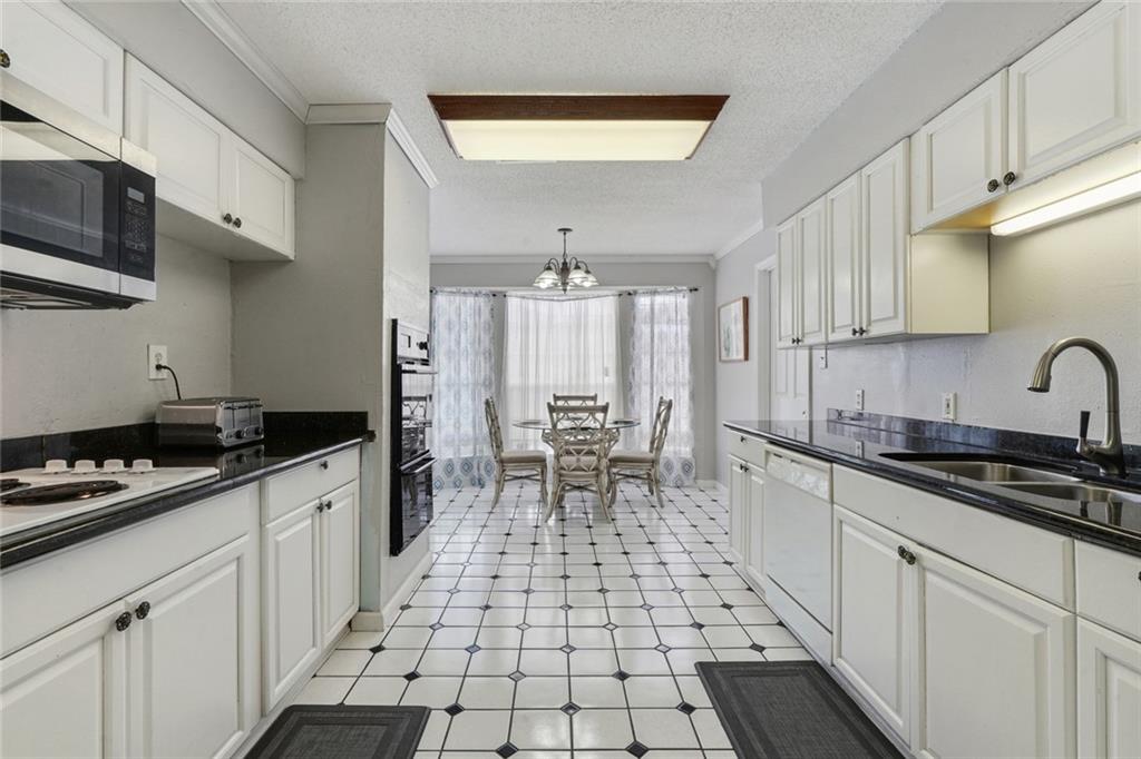 8060 Morrison Road New Orleans, LA 70126 - Photo 8 of 24 Gallery Image 8