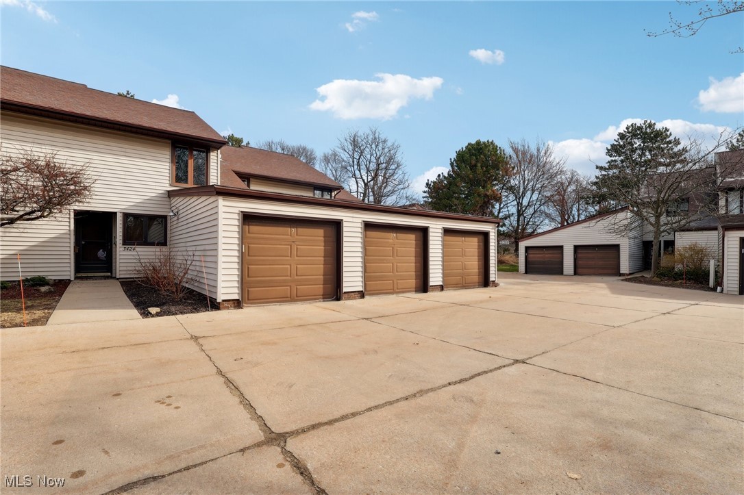 3484 Mayfield Road, Unit 3426 Cleveland Heights, OH 44118 - Photo 1 of 33 View of garage