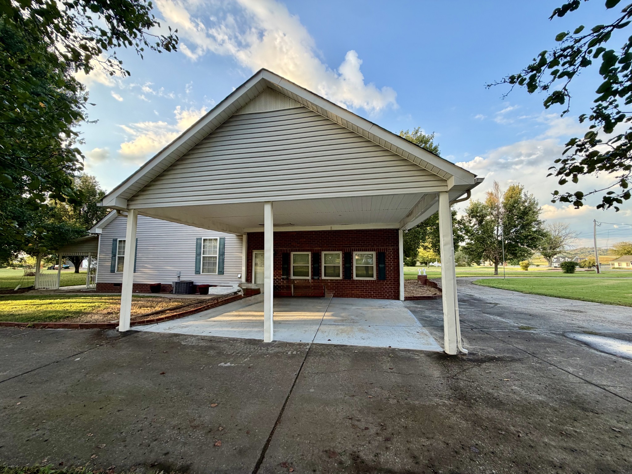 759 Rock Springs Road Castalian Springs, TN 37031 - Photo 6 of 12 Gallery Image 6
