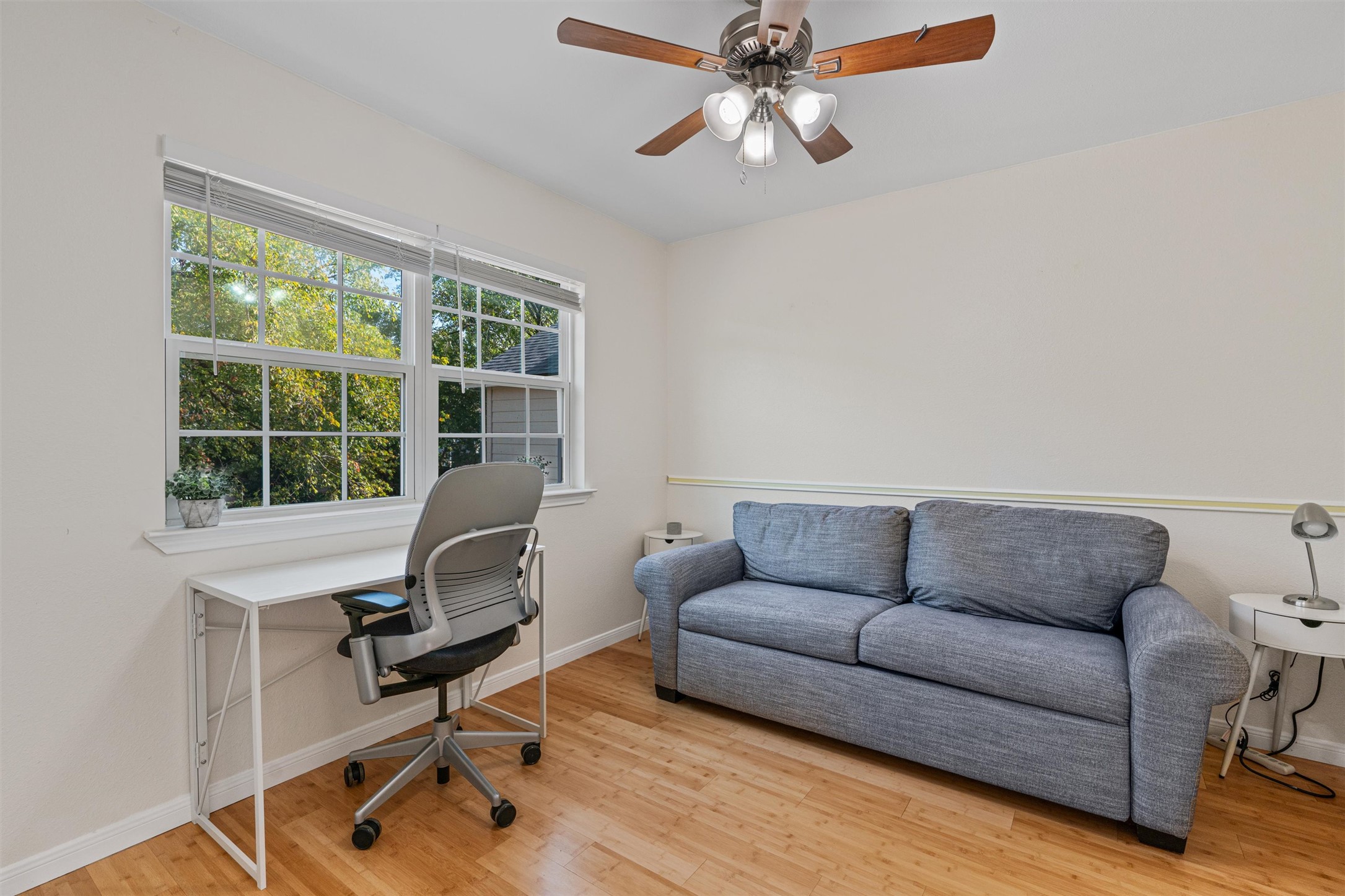 2010 Cervin Boulevard Austin, TX 78728 - Photo 18 of 32 a living room with furniture and a window