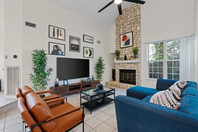 $455,000 | 2010 Cervin Boulevard, Austin, TX 78728