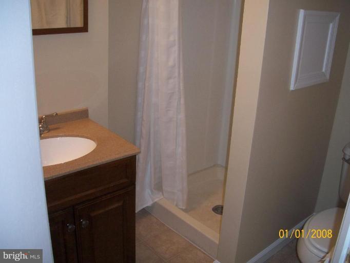 2915 Kingswell Court Silver Spring, MD 20902 - Photo 3 of 19 Bath #1