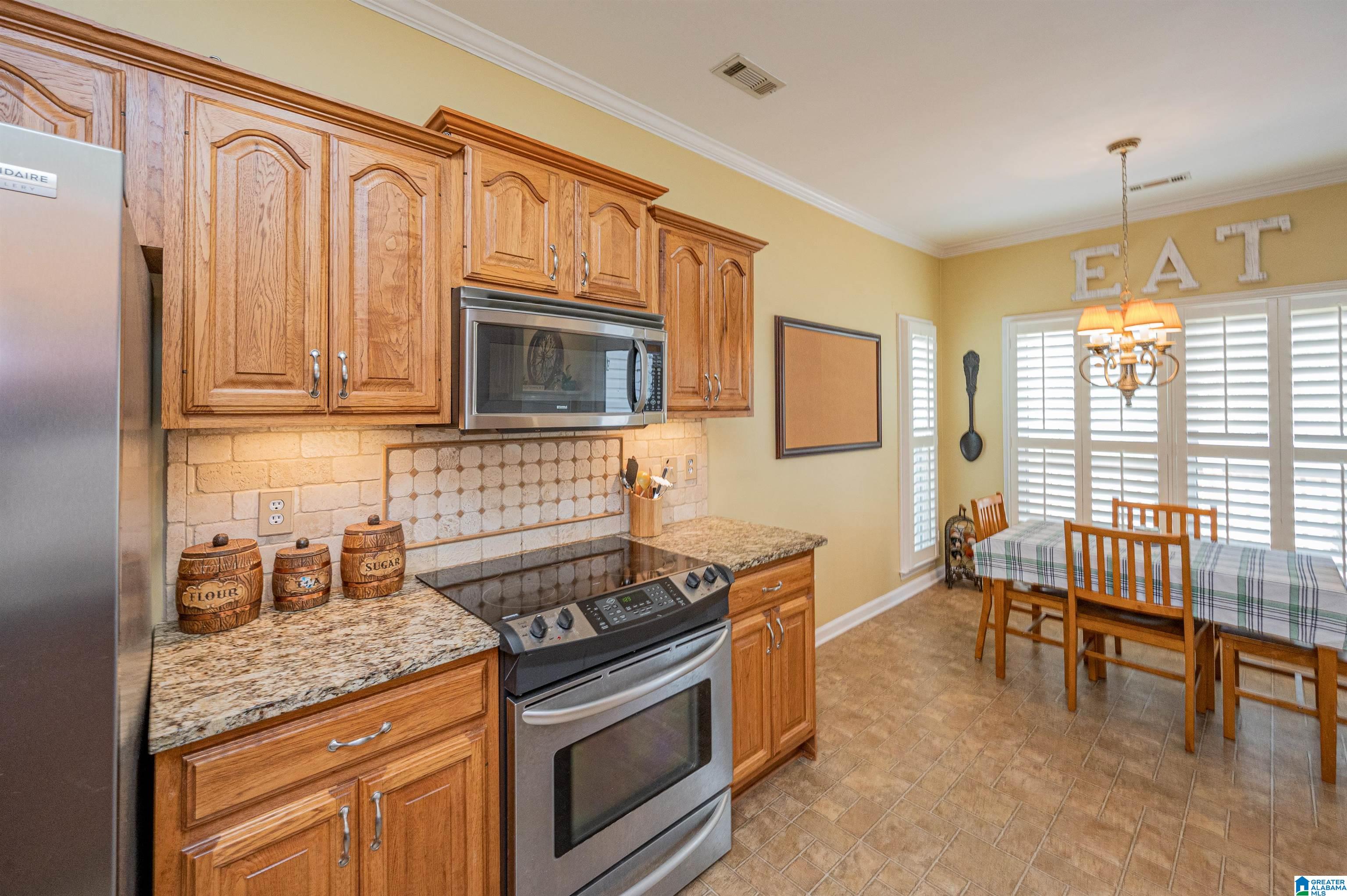 308 Wynlake Circle Alabaster, AL 35007 - Photo 17 of 44