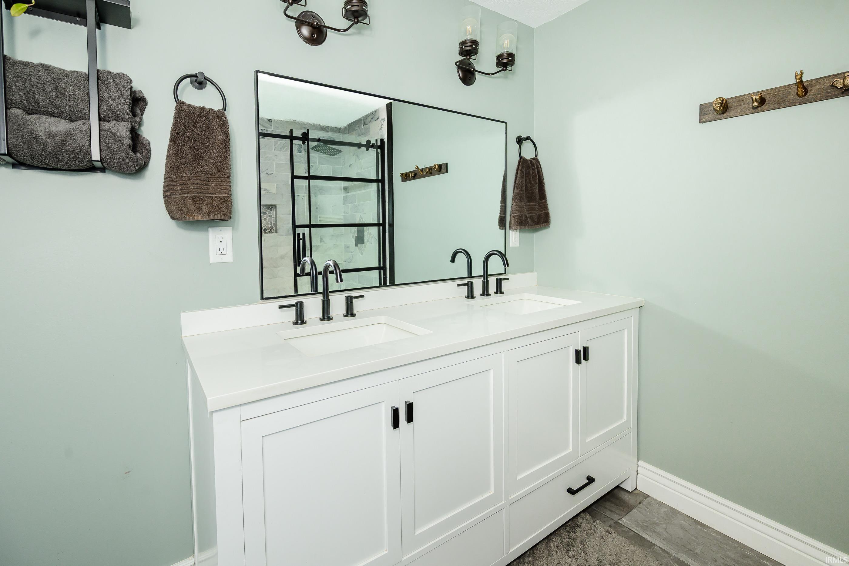 4625 West Gifford Road Bloomington, IN 47403 - Photo 33 of 43 Gallery Image 33