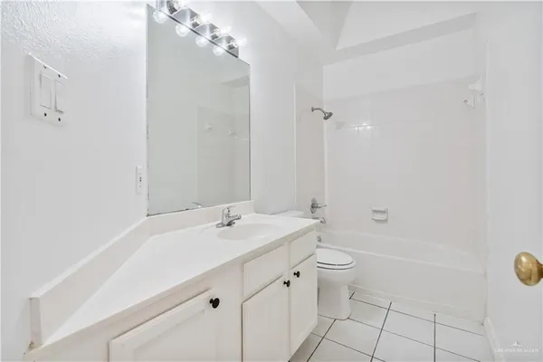 $1,950 | 1013 North 47th Street, McAllen, TX 78501