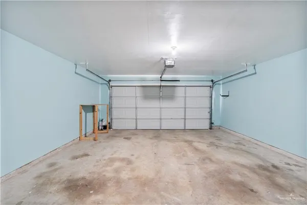 $1,950 | 1013 North 47th Street, McAllen, TX 78501