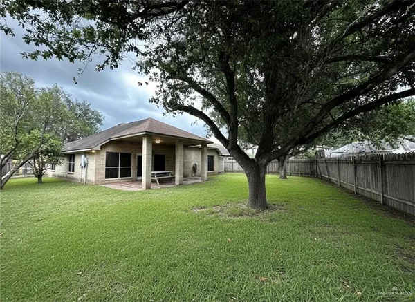 $1,950 | 1013 North 47th Street, McAllen, TX 78501