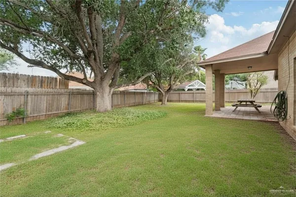 $1,950 | 1013 North 47th Street, McAllen, TX 78501