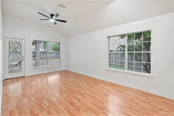 $1,950 | 1013 North 47th Street, McAllen, TX 78501