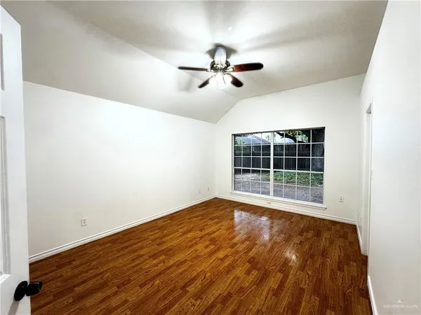 $1,950 | 1013 North 47th Street, McAllen, TX 78501