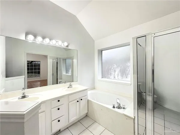 $1,950 | 1013 North 47th Street, McAllen, TX 78501