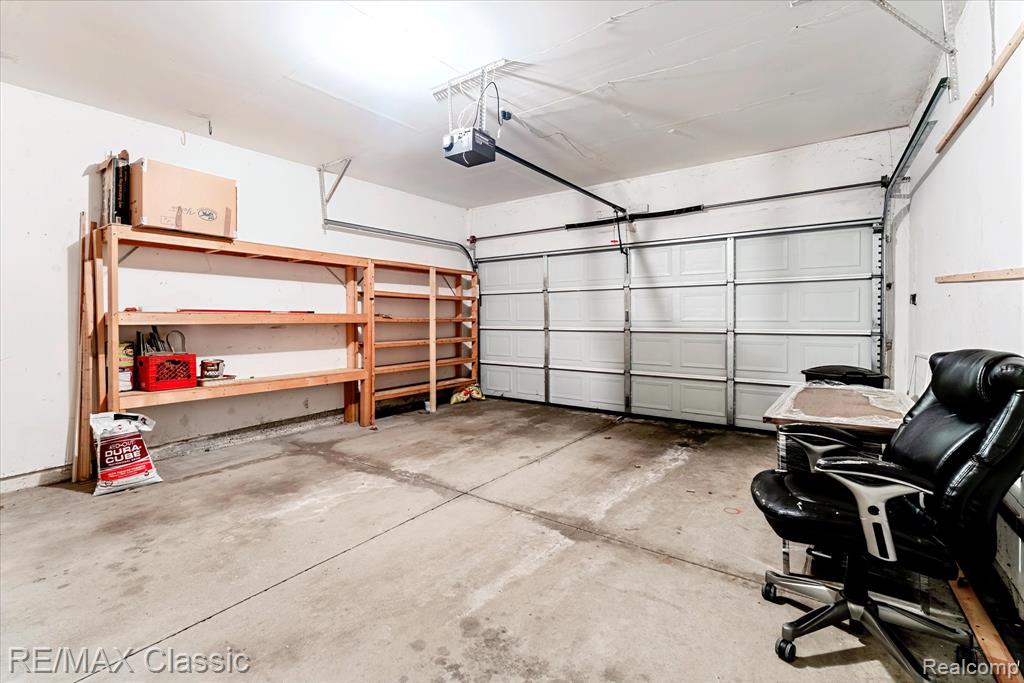 9039 Lake E Road, Unit 45 Clarkston, MI 48348 - Photo 24 of 53