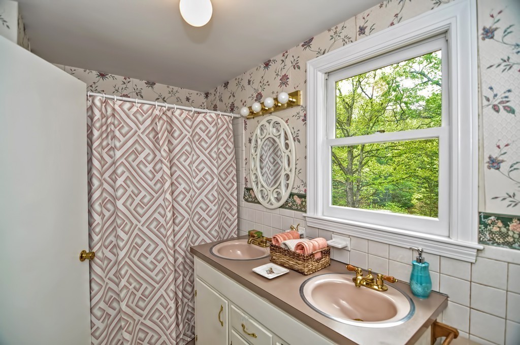 311 Deacon Haynes Road Concord, MA 01742 - Photo 24 of 30
