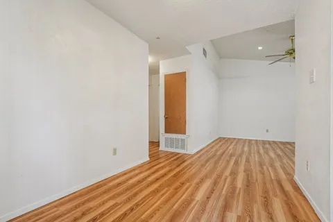 $1,400 | 11948 Sunhillow Bend, Unit A, Austin, TX 78758