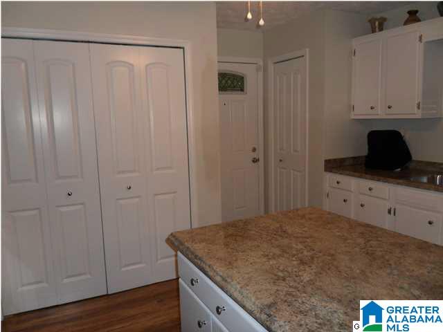 2084 Mayfield Road Warrior, AL 35180 - Photo 5 of 31