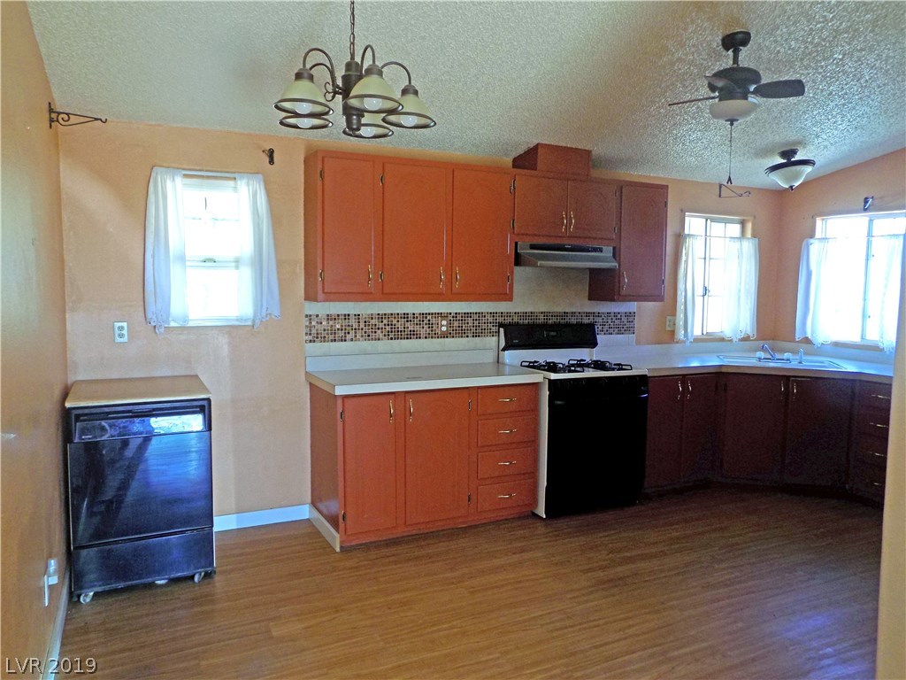 1670 West Wilson Road Pahrump, NV 89048 - Photo 4 of 21 Gallery Image 4