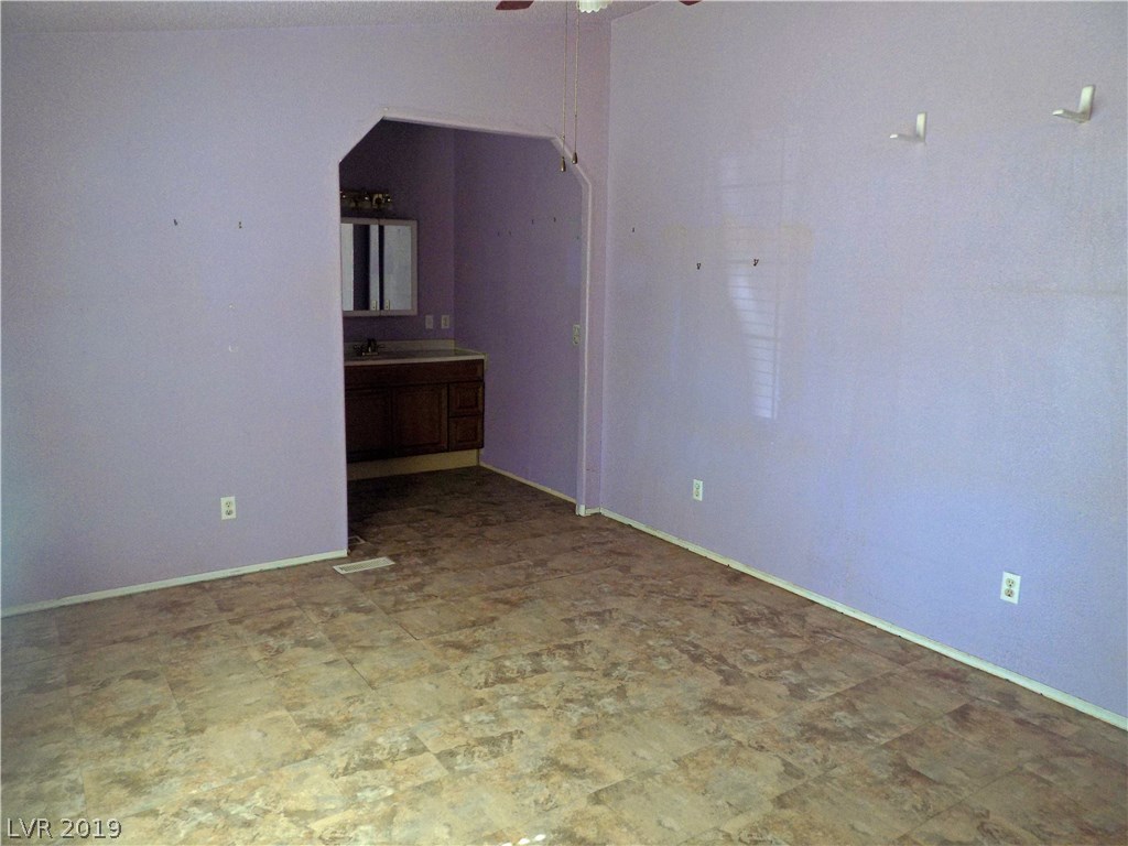 1670 West Wilson Road Pahrump, NV 89048 - Photo 6 of 21 Gallery Image 6