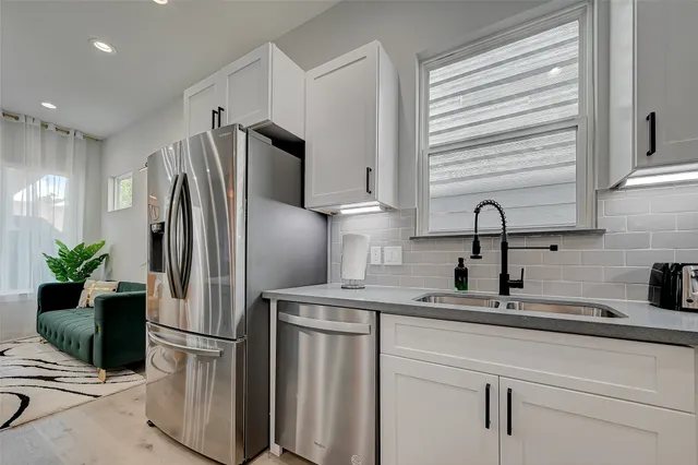 $2,700 | 2105 Sam Wilson Street, Unit C, Houston, TX 77020