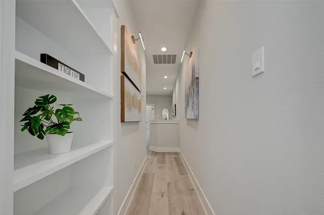 $2,700 | 2105 Sam Wilson Street, Unit C, Houston, TX 77020