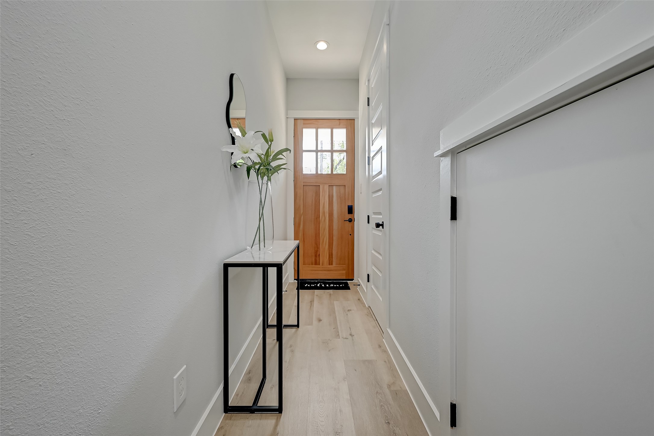 2105 Sam Wilson Street, Unit C Houston, TX 77020 - Photo 2 of 46