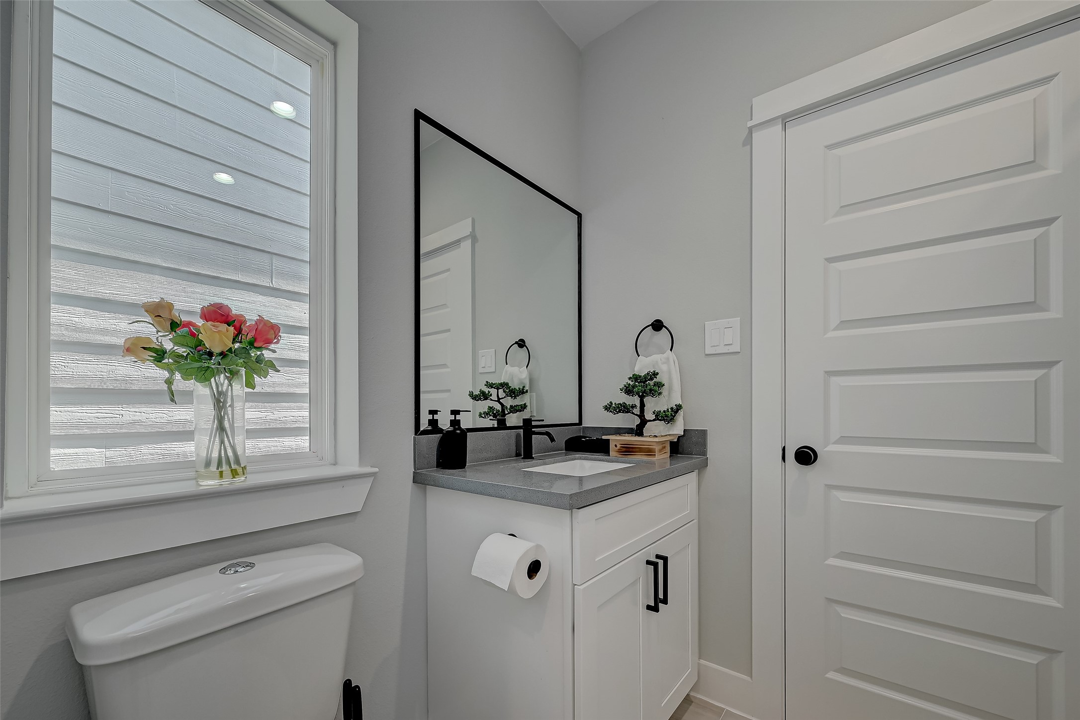 2105 Sam Wilson Street, Unit C Houston, TX 77020 - Photo 27 of 46