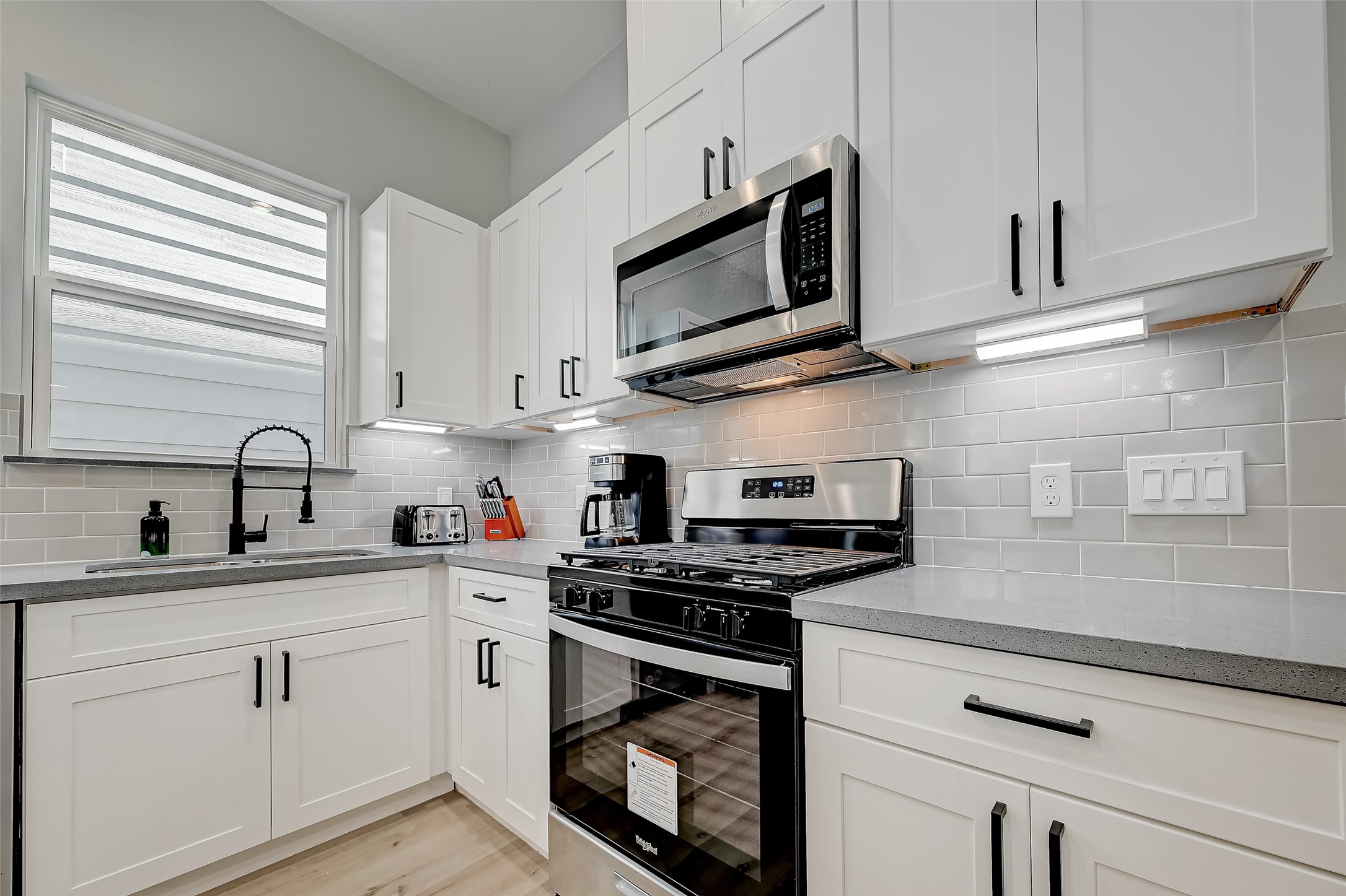 2105 Sam Wilson Street, Unit C Houston, TX 77020 - Photo 40 of 46