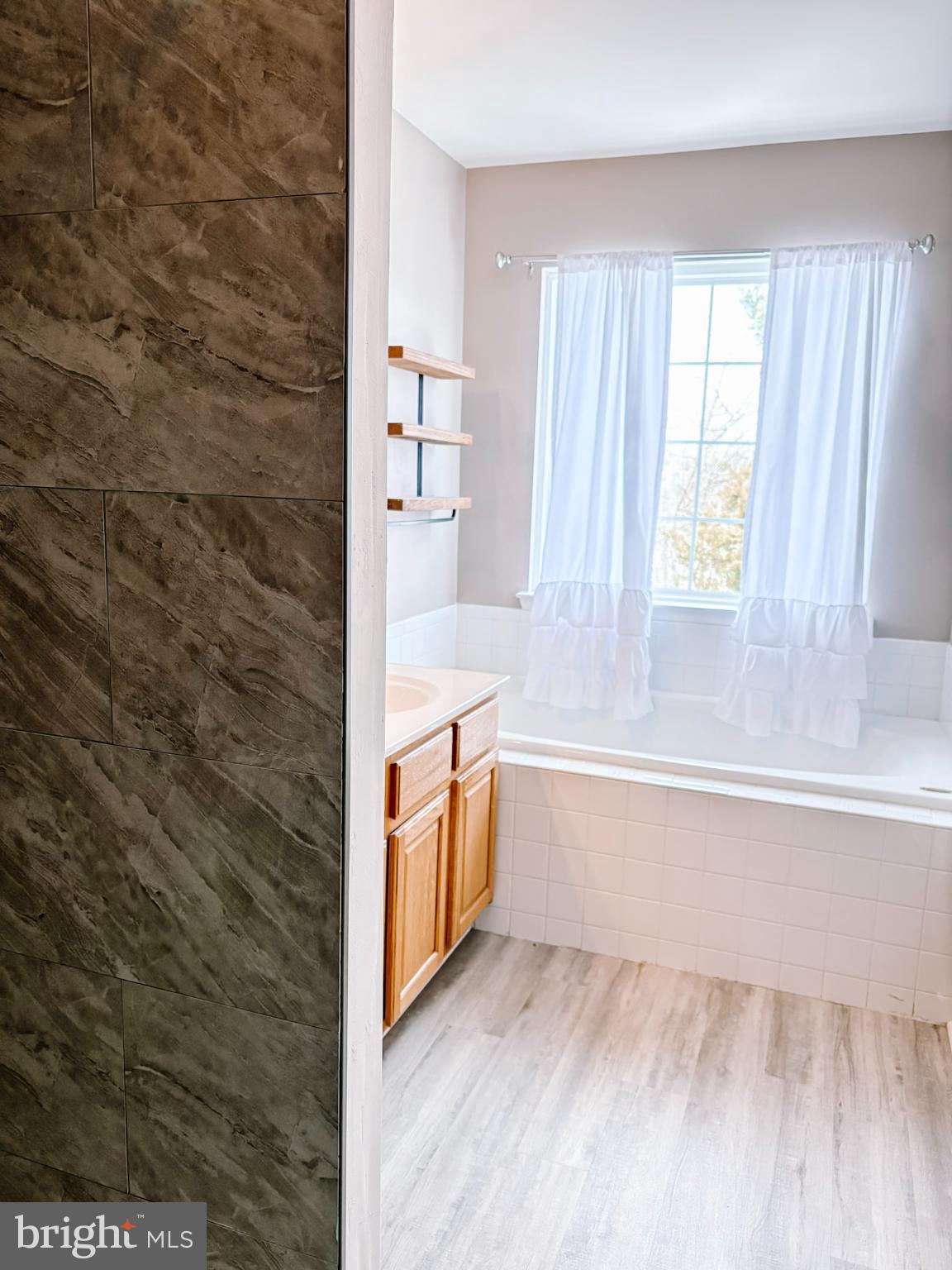 6151 Newton Lane Bealeton, VA 22712 - Photo 44 of 47 a view of bathroom with bathtub and shower